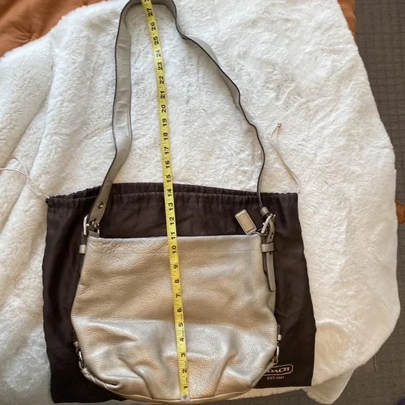 Coach large crossbody bag - Picture 11 of 14